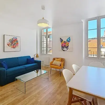 HENRI CAMILLE REAL ESTATE - Bambou- One bedroom apt downtown