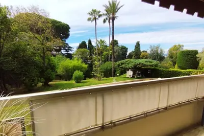 a view of a garden from a bridge at WE CANNES ! Exceptional 4 rooms apartment Cannes Center swimming pool in Cannes