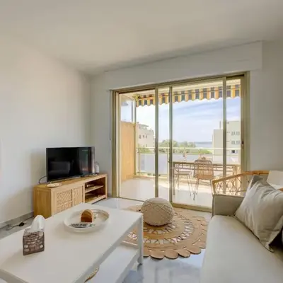 Cannes Californie Beautiful Apt with Sea View