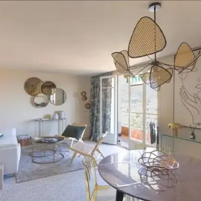 LE ROCHER avec terrasse et vue mer