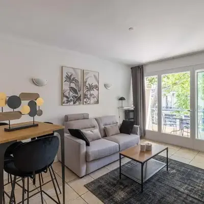 29 CARNOT - Chaleureux appartement avec balcon - centre ville