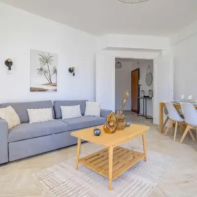Sublime Two bedroom apartment with Terrace