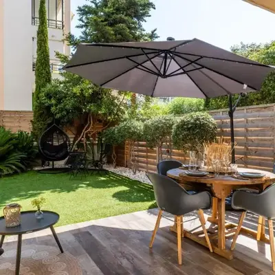 Cozy 1-Br Apartment heart of Palm Beach district