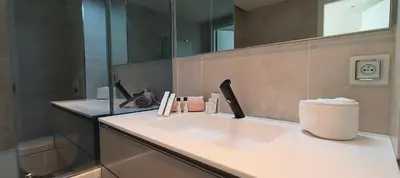 a bathroom with a sink and a shower at PLEIN SUD - le tapis rouge Croisette in Cannes