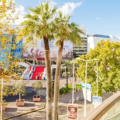 PLEIN SUD - le tapis rouge Croisette
