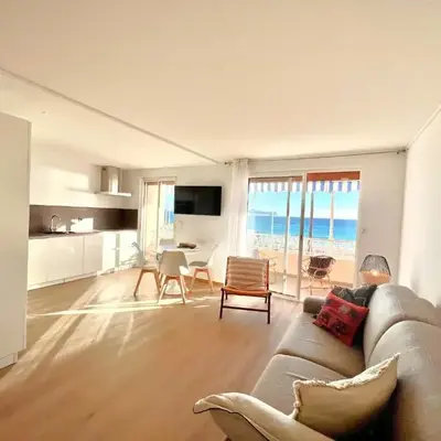 Marjolaine luxury sea view