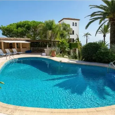 LE CASTEL ROSE Super Cannes
