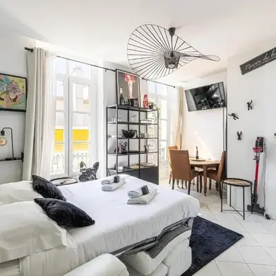 PRIVATE - Small studio for two at 5 minutes from Croisette