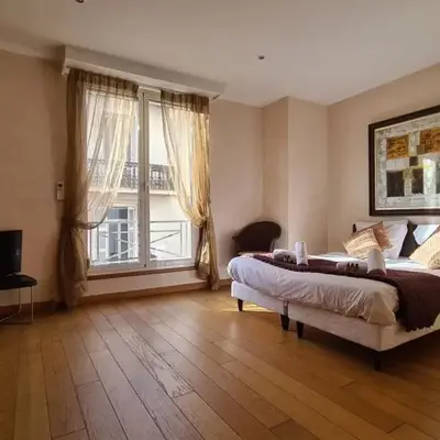 Beautiful 2-bedroom apt in a high-end residence near the Palais