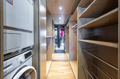 a laundry room with a washer and dryer at Triplex 150m2 coeur vieille ville in Cannes