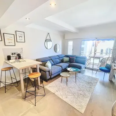 2 BR Croisette balcony & sea view Olam Properties
