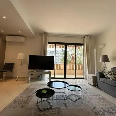 A003-Magnifique appartement proche du centre de Cannes