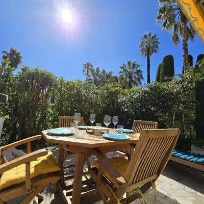 Le Week Riviera III -3 étoiles-Plage du midi-Grande terrasse-Piscine-Cannes- Palais des Festivals