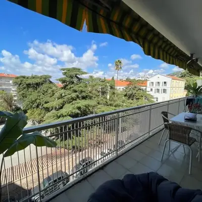 B049-Appartement lumineux à deux pas de la Croisette