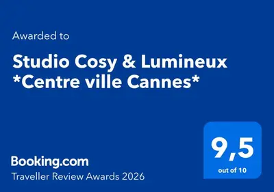 a blue sign that saysstudio cosy and lumix centric video games at Studio hyper centre Cannes - Tout à pied in Cannes