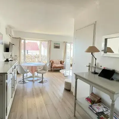 Comfortable and modern two bedroom