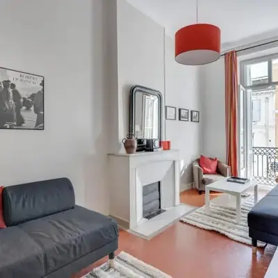 A084-Welcoming apartment in Rue d'Antibes the heart of Cannes