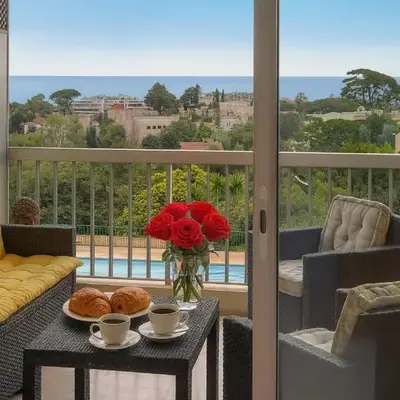 MIPIM HORIZONS Executive Sea View Apartment 2 Bedrooms Terrace Pool Parking