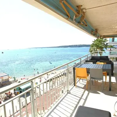 AMAZING SEA VIEW APARTMENT