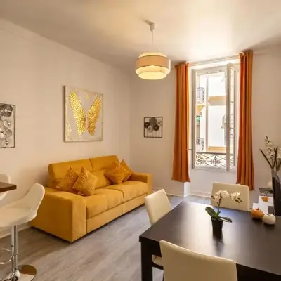 Elegant 2 rooms in the heart of Cannes