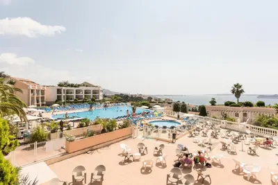 an image of the pool at the resort at Résidence Cannes Villa Francia - maeva Home - Appartement 2 pièces 5 personnes - Prestige MAE-8991 in Cannes