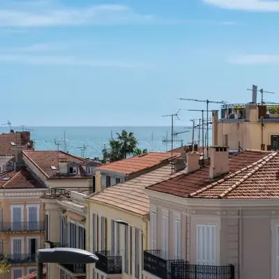 Grand studio centre-ville cannes aperçu mer