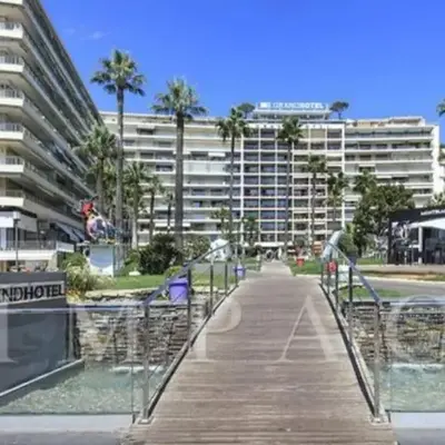Grand Hotel 2 chambres 2 sdb - GH