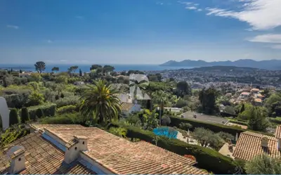 a view of a city from a roof of a house at La Pastourelle in Le Cannet
