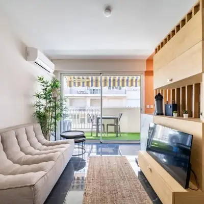 Sublime studio in the center of Cannes