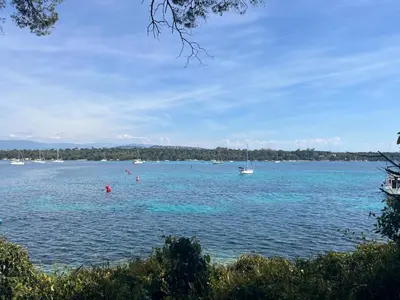 a large body of water with boats in it at Chambre cosy dans T3 in Cannes