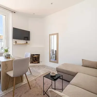 Cozy One Bedroom apartment - heart of Cannes