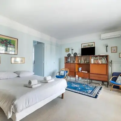 A056 - Nice Studio Cannes centre with parking