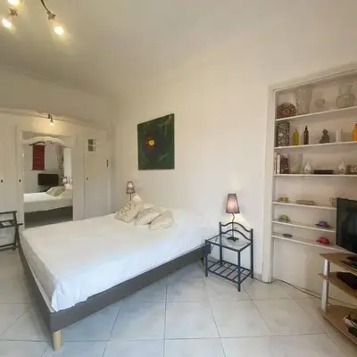 242 Cannes La Croisette - PALAIS MIRAMAR - Studio au calme coté jardin