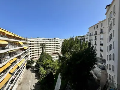 a view of a city with buildings and trees at Cannes La Croisette - Joli studio au calme coté jardin in Cannes
