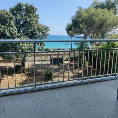 Studio with sea view