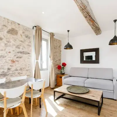 CASA RIVIERA Ecrin moderne