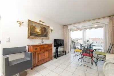 Gallery image of Cœur de Cannes Élégance & Détente avec Terrasse in Cannes