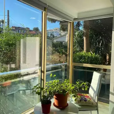 Lovely Flat with Covered Balcony in Cannes