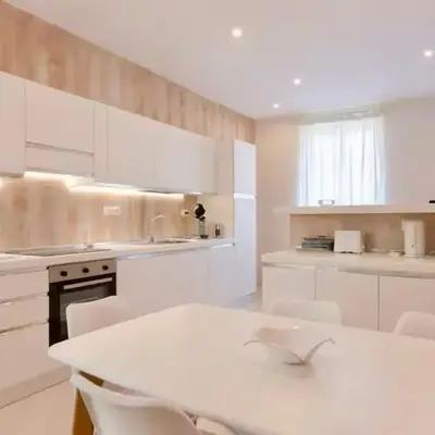 3 ROOMS - DOWNTOWN CANNES - 2 MIN FROM PALAIS Festivals
