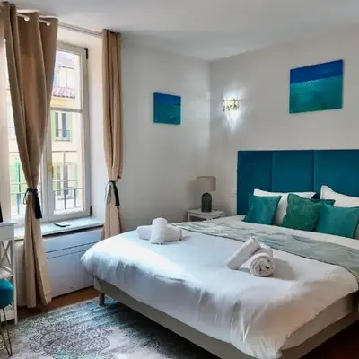 LB Vacation Rentals I Superieure Room 22m2 - Spacious I Casa d'Azur