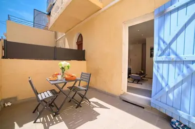 Gallery image of Superb studio with terrace, calm and tranquility in Cannes