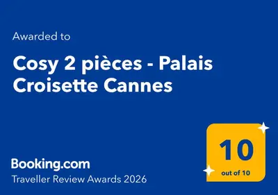 a yellow box with the number on it at Cosy 2 pièces - Palais Croisette Cannes in Cannes