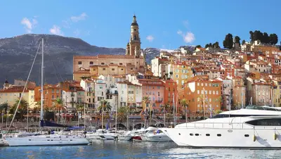 a group of boats are docked in a harbor at Studio lumineux, WIFI à deux pas de la Croisette in Cannes