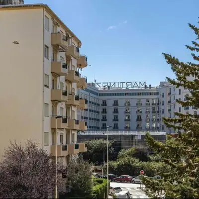 CANNES 2 P avec terrasse PROCHE Hôtel Martinez