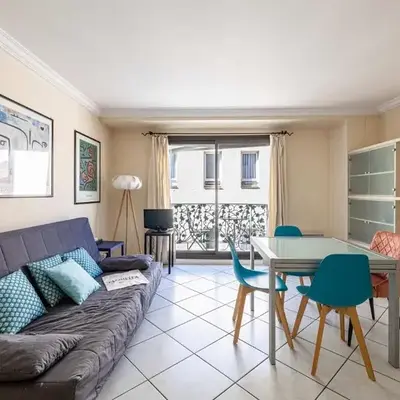 LE CASANOVA avec balcon au cœur du centre-ville