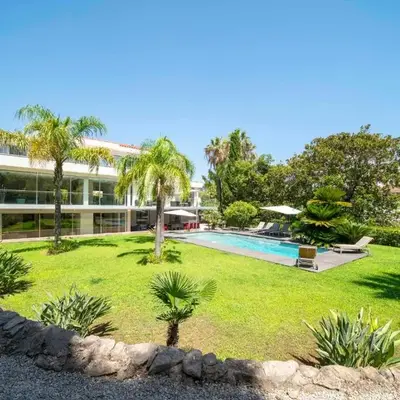 REF 1941 - Cannes Center - Villa for rent