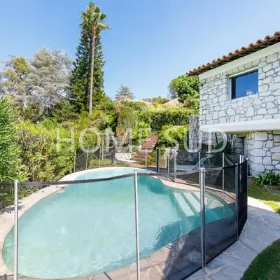 Votre maison de vacances dans un écrin de verdure - Cannes