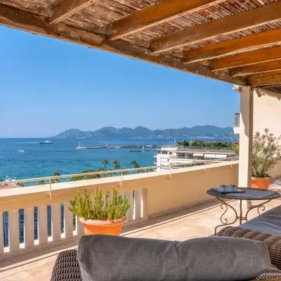 Cannes - Roof terrace for rent