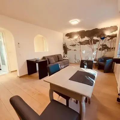 Agréable 2 pièces avec terrasse et jardin