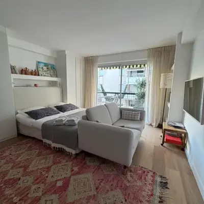 Superbe studio pour congrés au coeur de Cannes